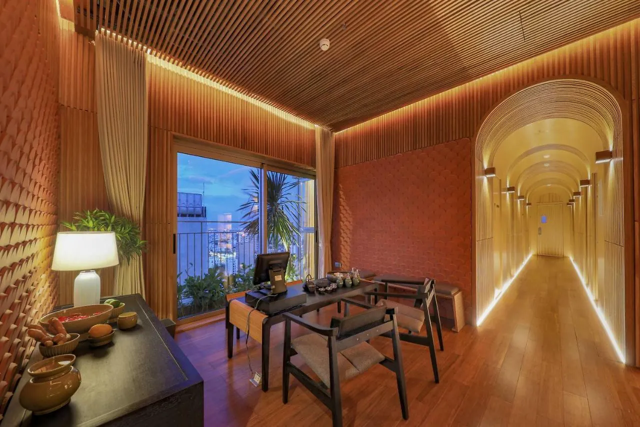 Chicland Boutique Danang Beach Hotel 4*, Da Nang Vietnam